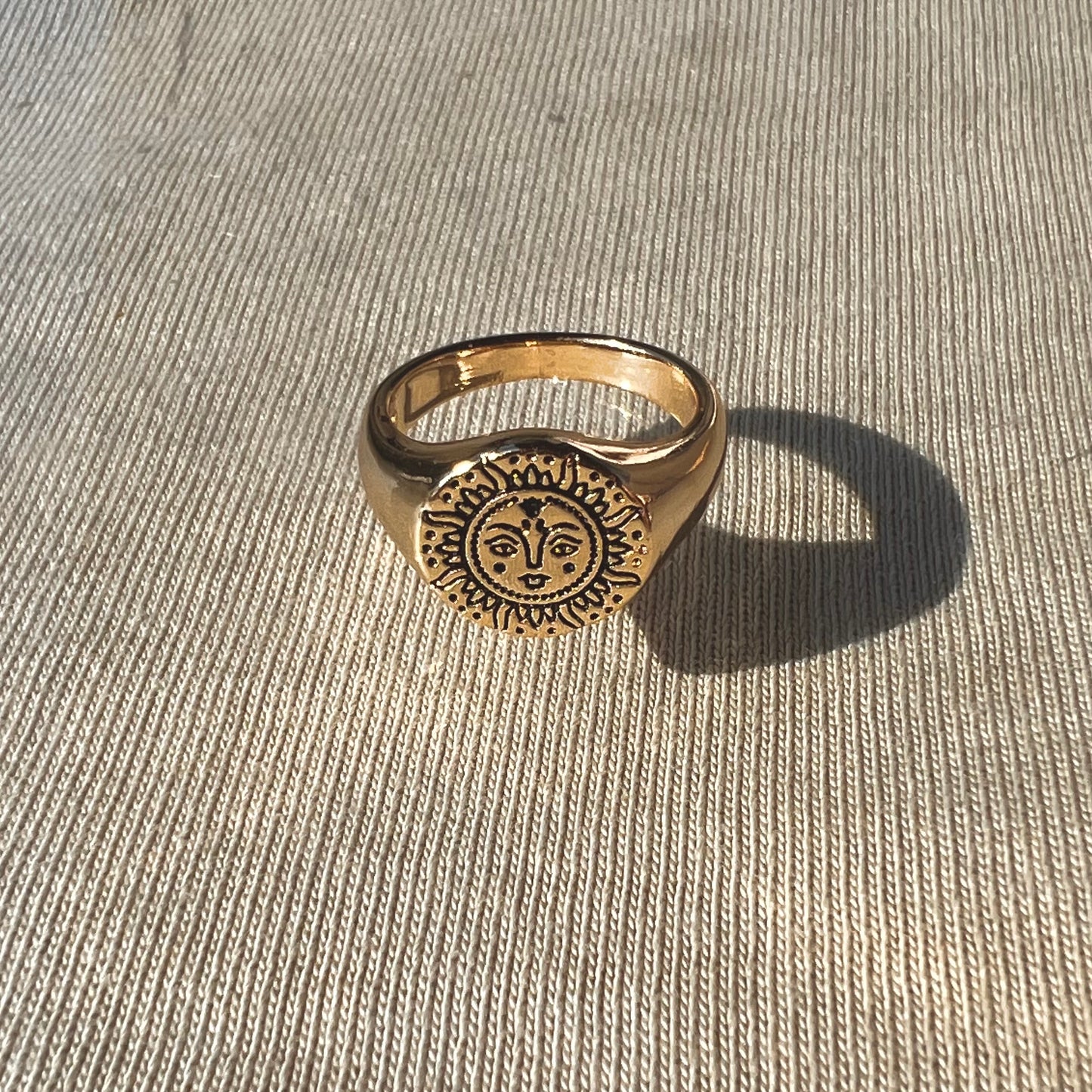 Sun Style Face Ring