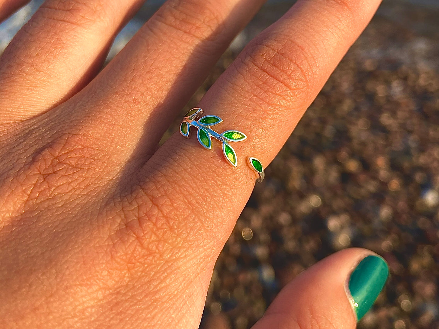 Green Leaf Ring