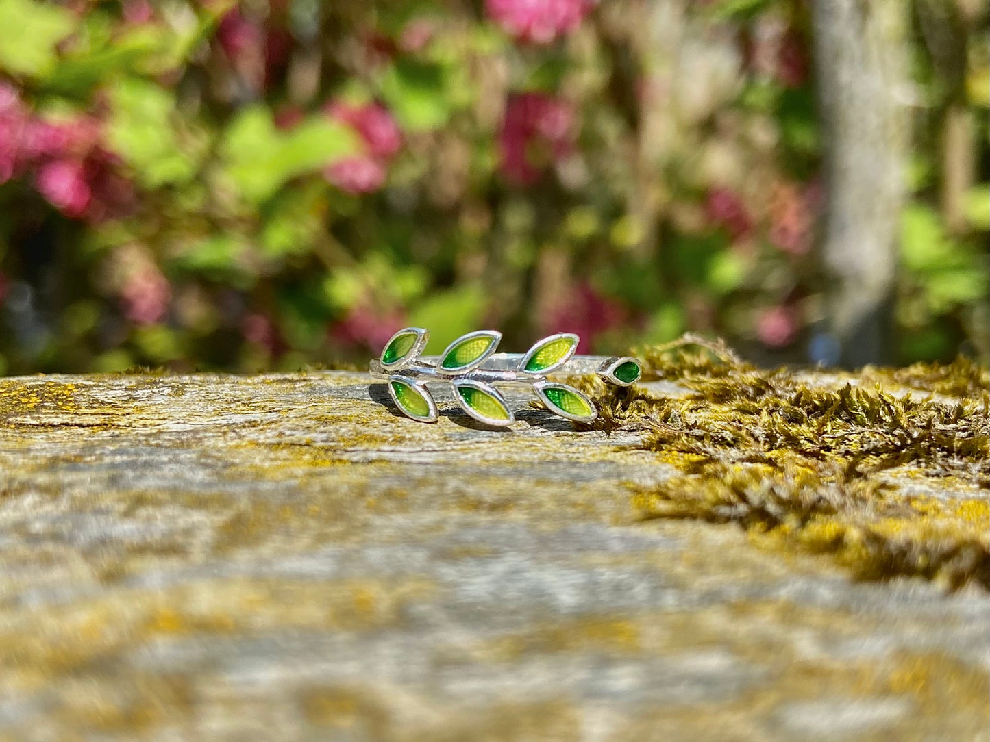 Green Leaf Ring