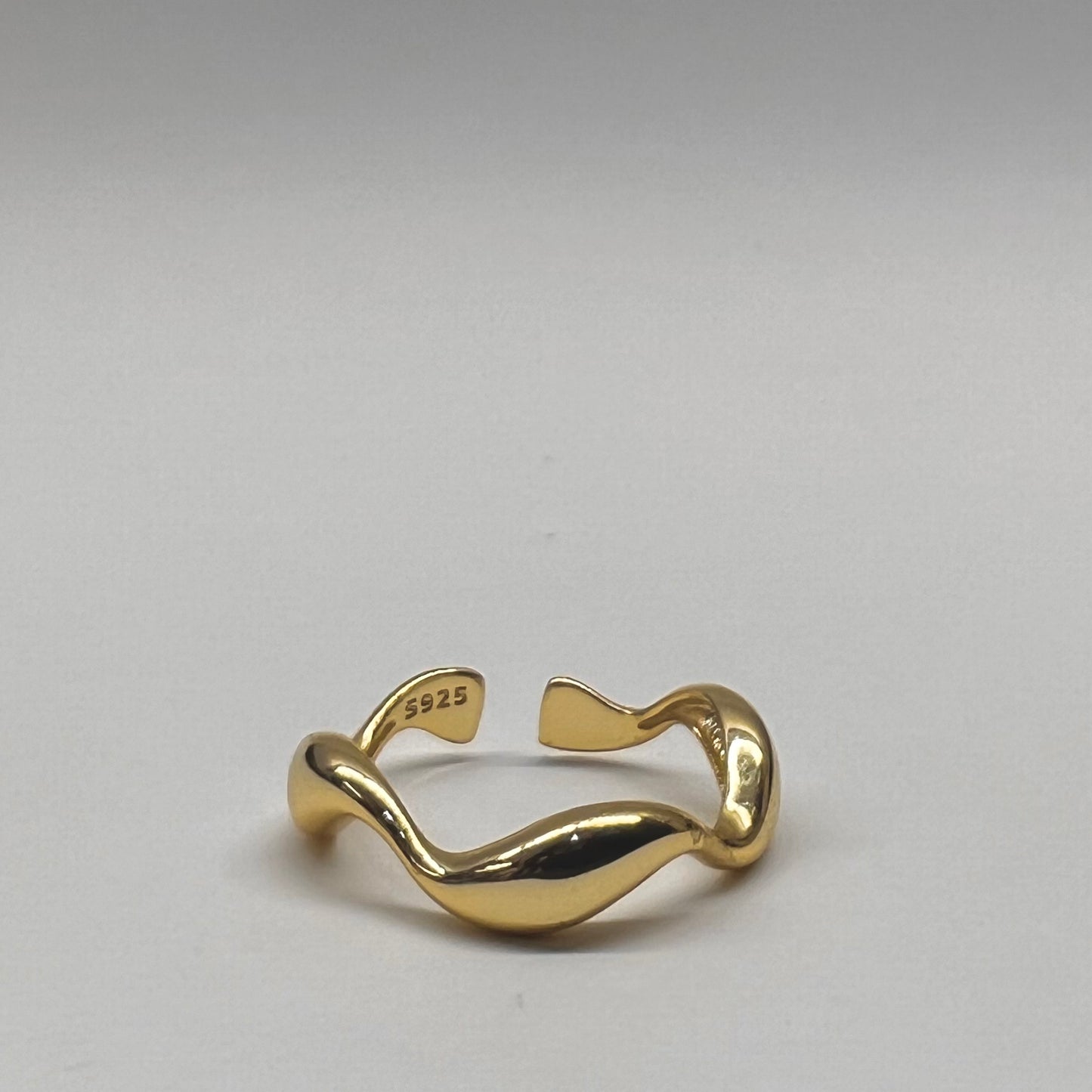 Adjustable Wavelet Ring